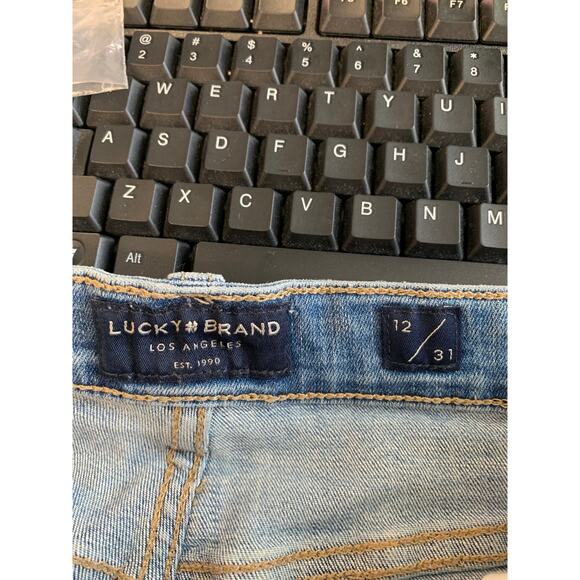 Lucky Brand Women's High Rise Cut-Off Shorts Denim Raw Hem Blue Size 31 - Picture 3 of 4